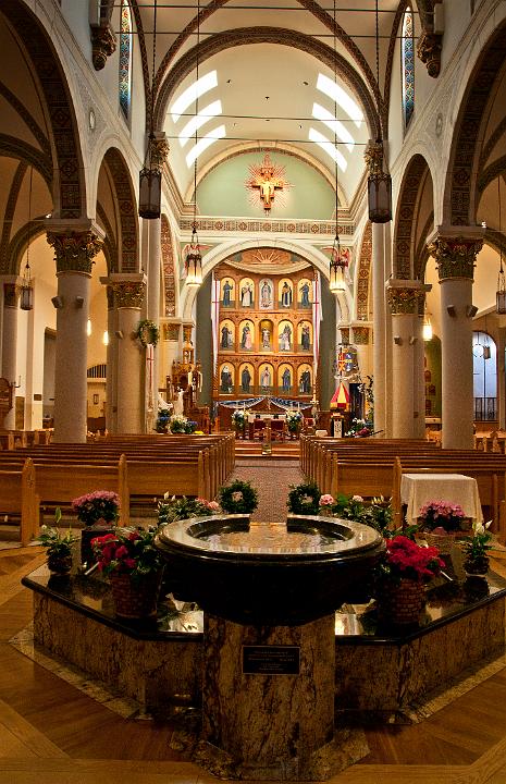 Santa Fe Catherdral Basilica St Francis Assi 1727.jpg